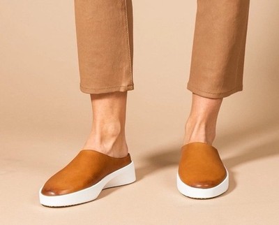 NIB Wolf and Shepherd Cruise Slip On Loafer Men 7.5/Women 9 Honey Brown White