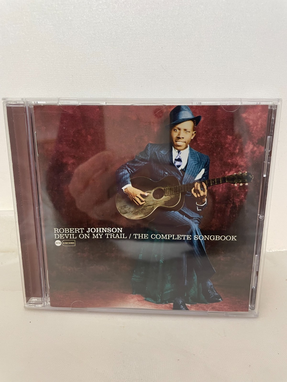 Robert Johnson - Proper Introduction to (Cross Road Blues, 2002) [HM]