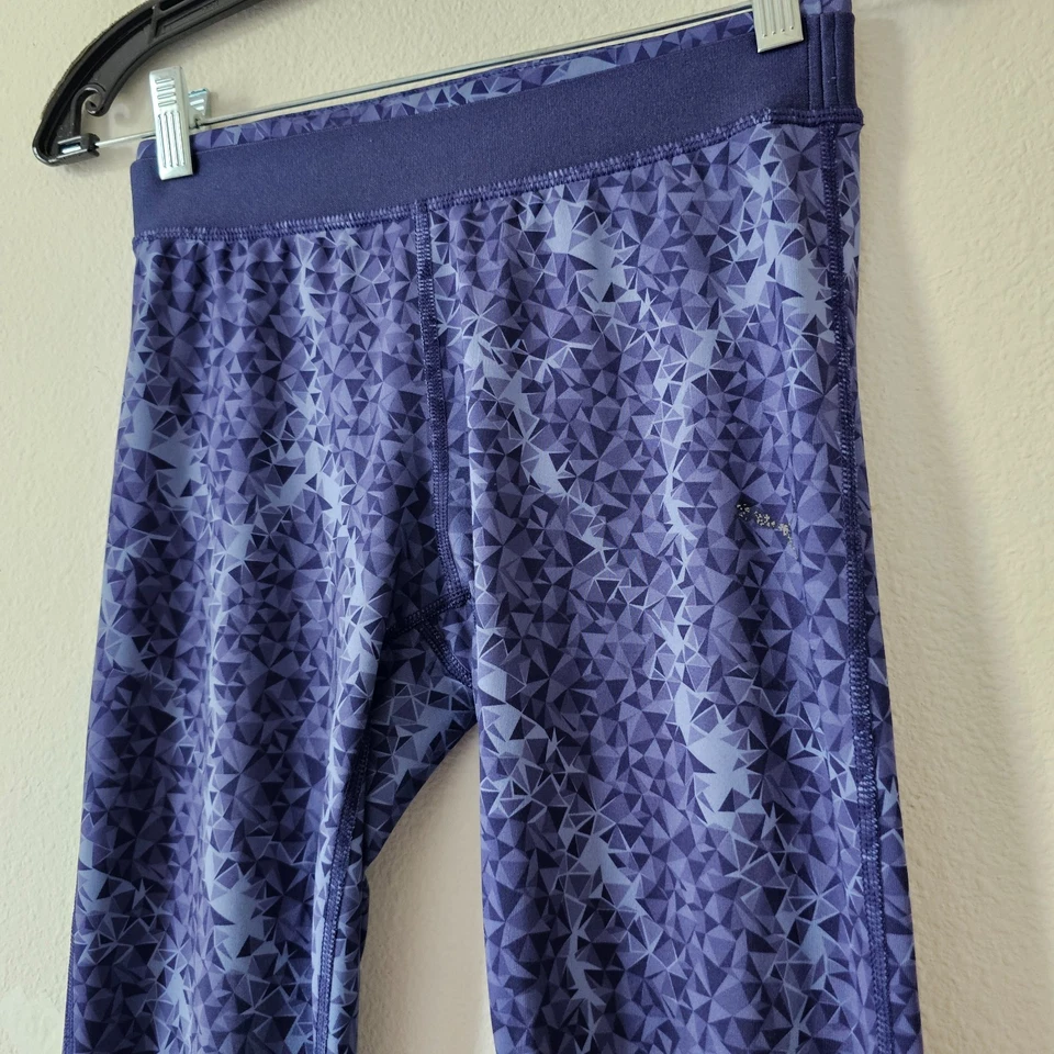 Puma Leggings Mujer Pequeños Púrpura Estampado Geométrico Atlético Yoga Entrenamiento Pantalones Foto 3 de 4