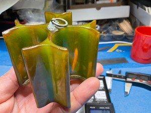 BEAUTIFUL GREEN BAKELITE POKER CHIP CADDY