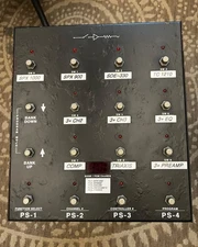 Custom Audio Electronics RS-10 Programable MIDI Controller.