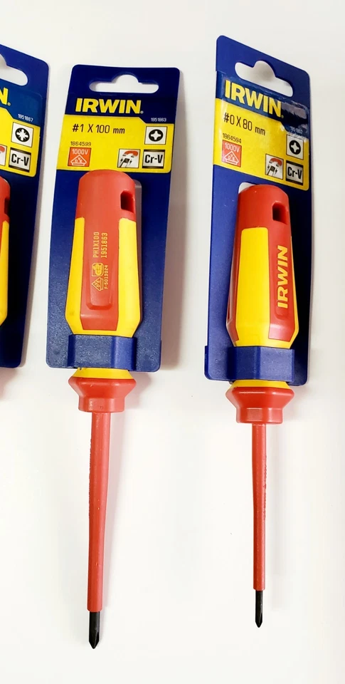 7 Irwin Pro Comfort Screwdrivers Insulated 1000V Slotted Phillips Pozidriv - Image 4 of 4