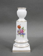Meissen Kerzenleuchter Blumen und Insekten, bunt, Goldrand, Goldstaffage 1. Wahl