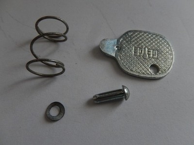 Geige Lenkschloss - Deckel rund plus Kerbstift und Feder Hercules Ersatzteil neu