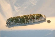 CALIFORNIA WHITE SAGE & JUNIPER Smudging Sage for Burning 8 to 9 Inch Blend
