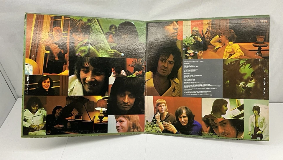 The Hollies - Distant Light - виниловая пластинка - 1-й выпуск США 1972 Epic KE30958 - Изображение 3 из 4
