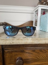 Ray-Ban Wayfarer Polarized Sunglasses