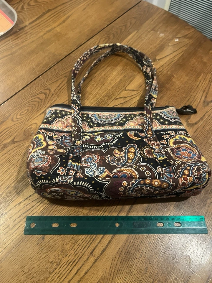 Bolso de Mano Vera Bradley Kensington Get Carried Away Villager Cremallera Patrón Retirado Usado en Excelente Condición Foto 2 de 2