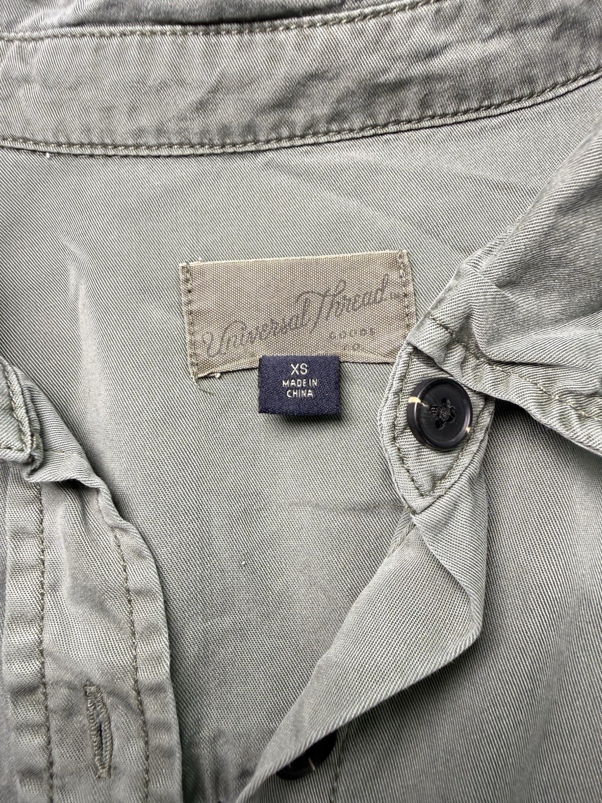 Universal Thread Lyocell Utility Button Down Shir… - image 2