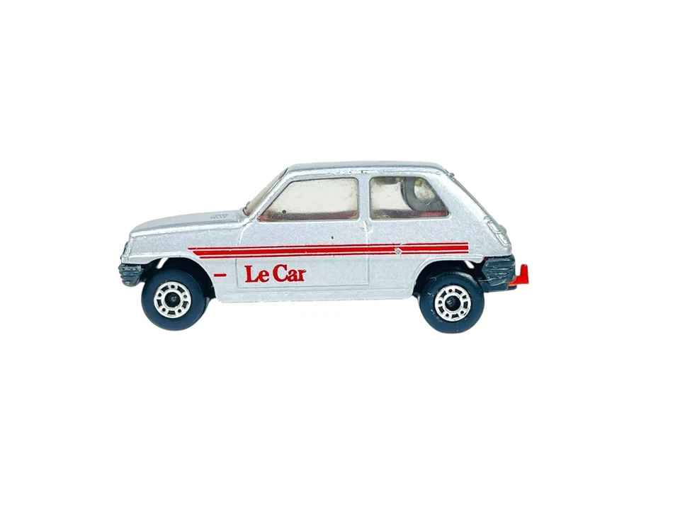 Matchbox Lesney Superfast MB21 Renault 5TL Le Car w/K Box - Image 2 of 4
