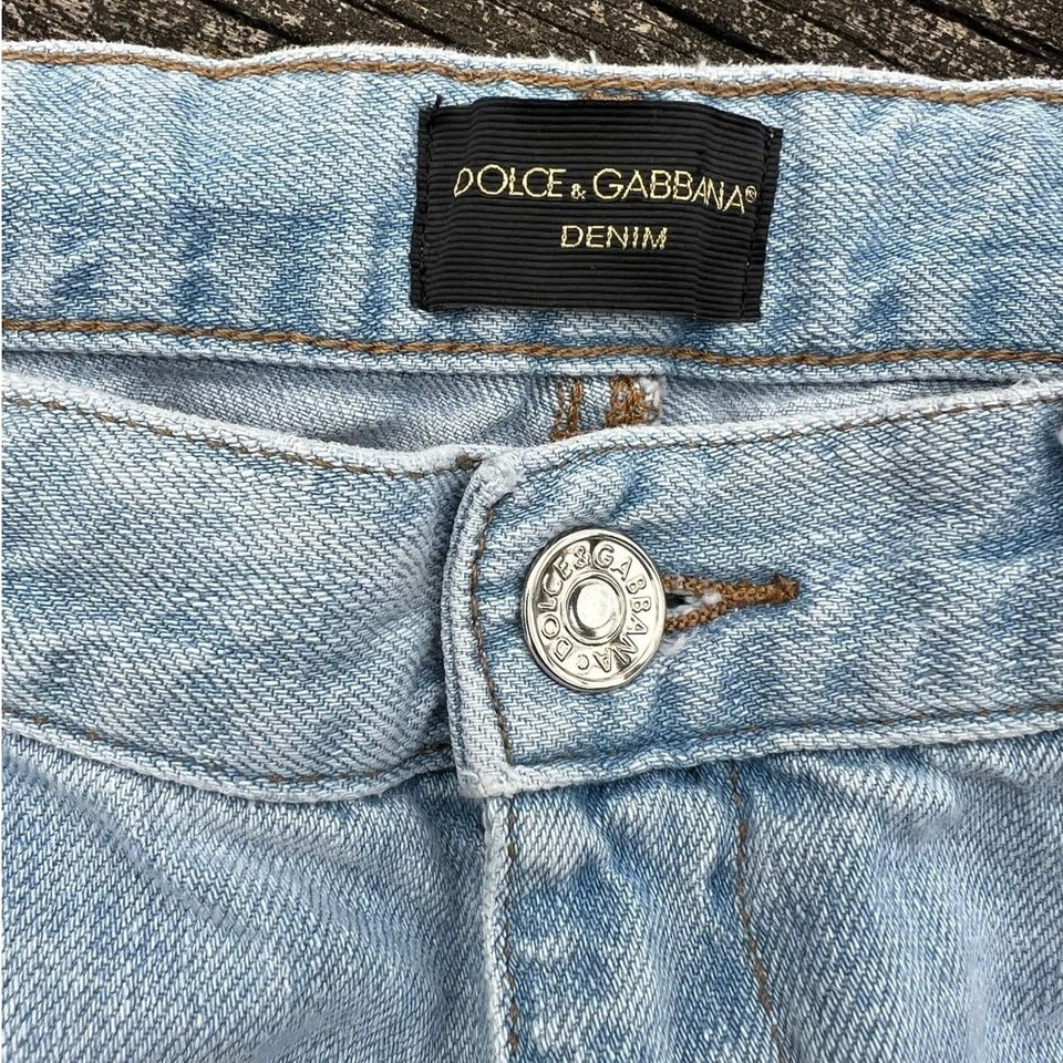 Pantalones de mezclilla Dolce & Gabbana niños desgastados 9/10 (132-143 cm) detalle de parche lavado claro Foto 3 de 4