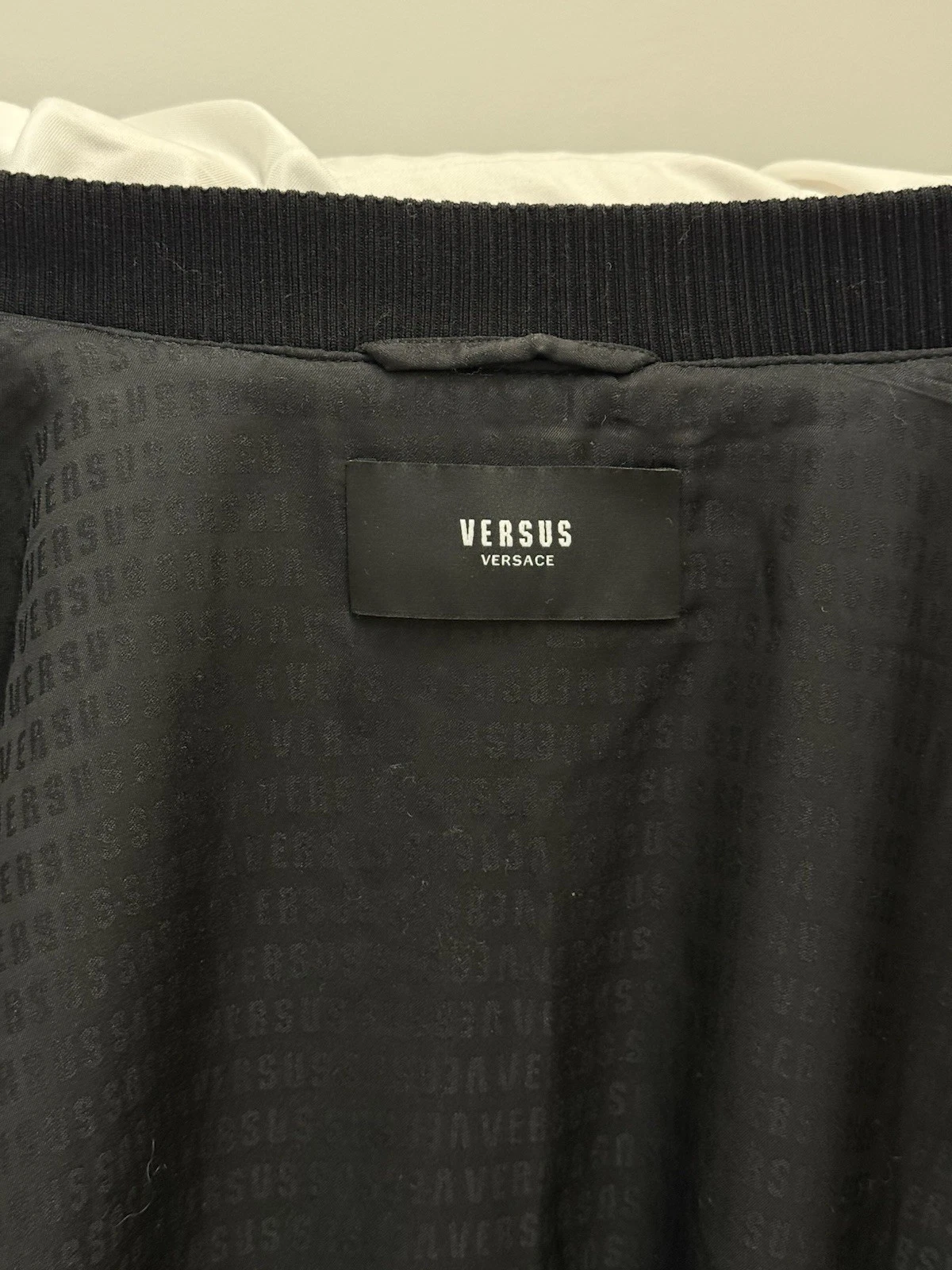 Versace Versus Mens Bomber Jacket Size 50 - product detail image 14