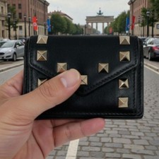 Valentino VALENTINO GARAVANI Valentino Rockstud Tri Fold Wallet Black Mini Walle