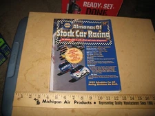 VTG BOOK NAPA ALMANAC OF STOCK CAR RACING OFFICIAL 1999 EDITION 1949-1998 NOS
