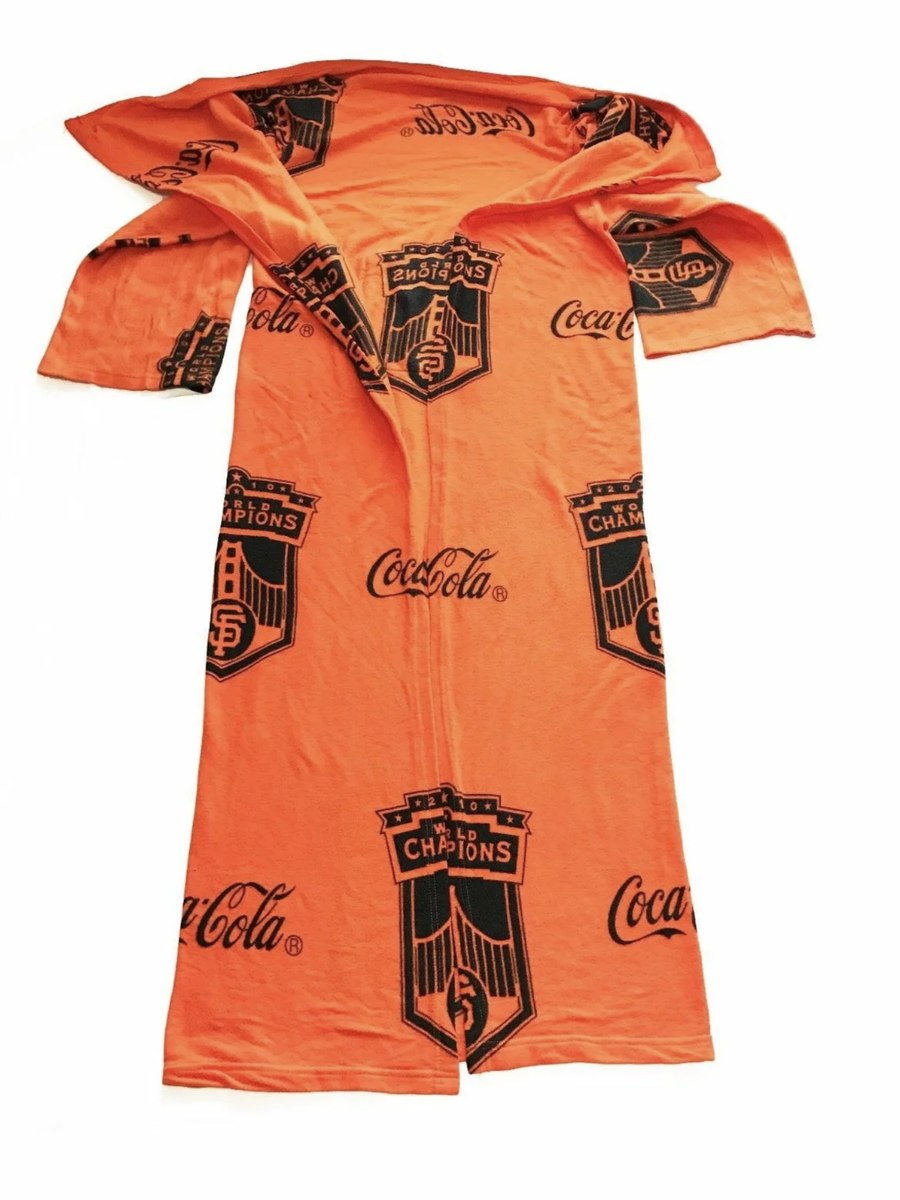 San Francisco Giants NEW 2010 World Series Champions Snuggie Wearable  Blanket