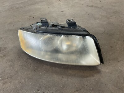 02-05 Audi A4 B6 OEM Right Headlight Assembly Halogen 8E0941004B L19
