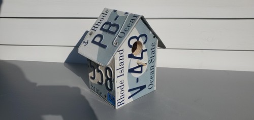 Rhode Island RI Ocean State License Plate Bird House ~FastFreeShip~ - Picture 3 of 8