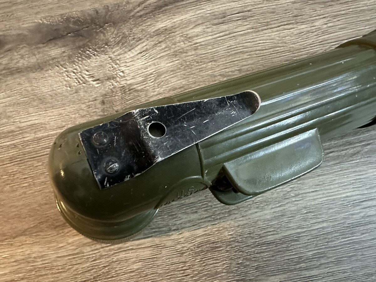 Lampe De Poche Militaire Angle Head Fulton MX-991/U - Verte - À Ampoule