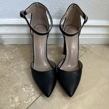 DREAM PAIRS Black Ankle Strap Block Heel Pointed Toe Faux Leather Pumps