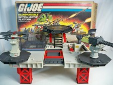 K26i94802 TRANSPORTABLE BATTLE PLATFORM W  BOX 98  COMPLETE 1985 GI JOE VINTAGE