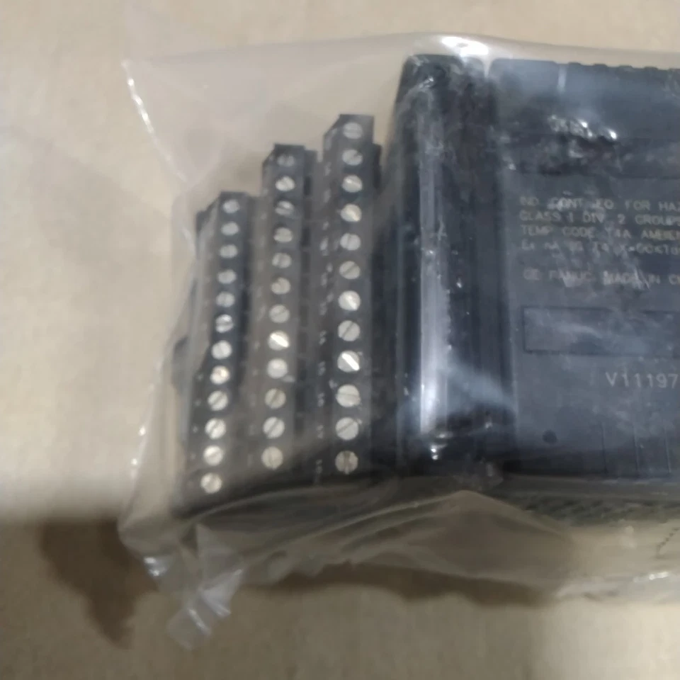 GE - IC200ALG430H - ANALOG MIXED 12bit Current 2 OUT / 4 IN - Image 3 of 3