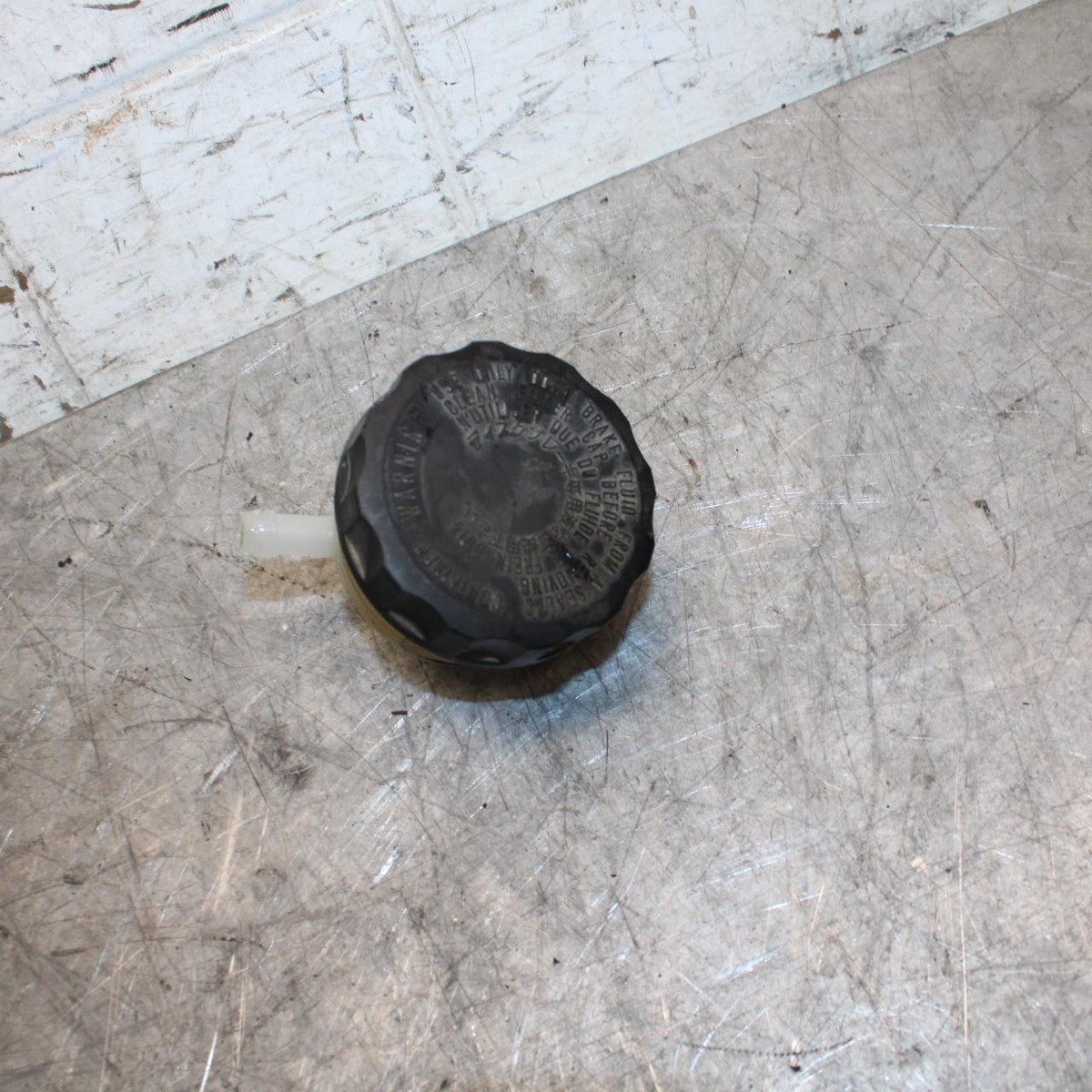 2009 Kawasaki Ninja ZX6R ZX600R REAR BRAKE FLUID RESERVOIR TANK