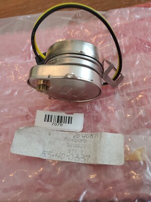 NEW FOXBORO/Synchron  GO108JV Chart Drive Motor 24V 1RPH