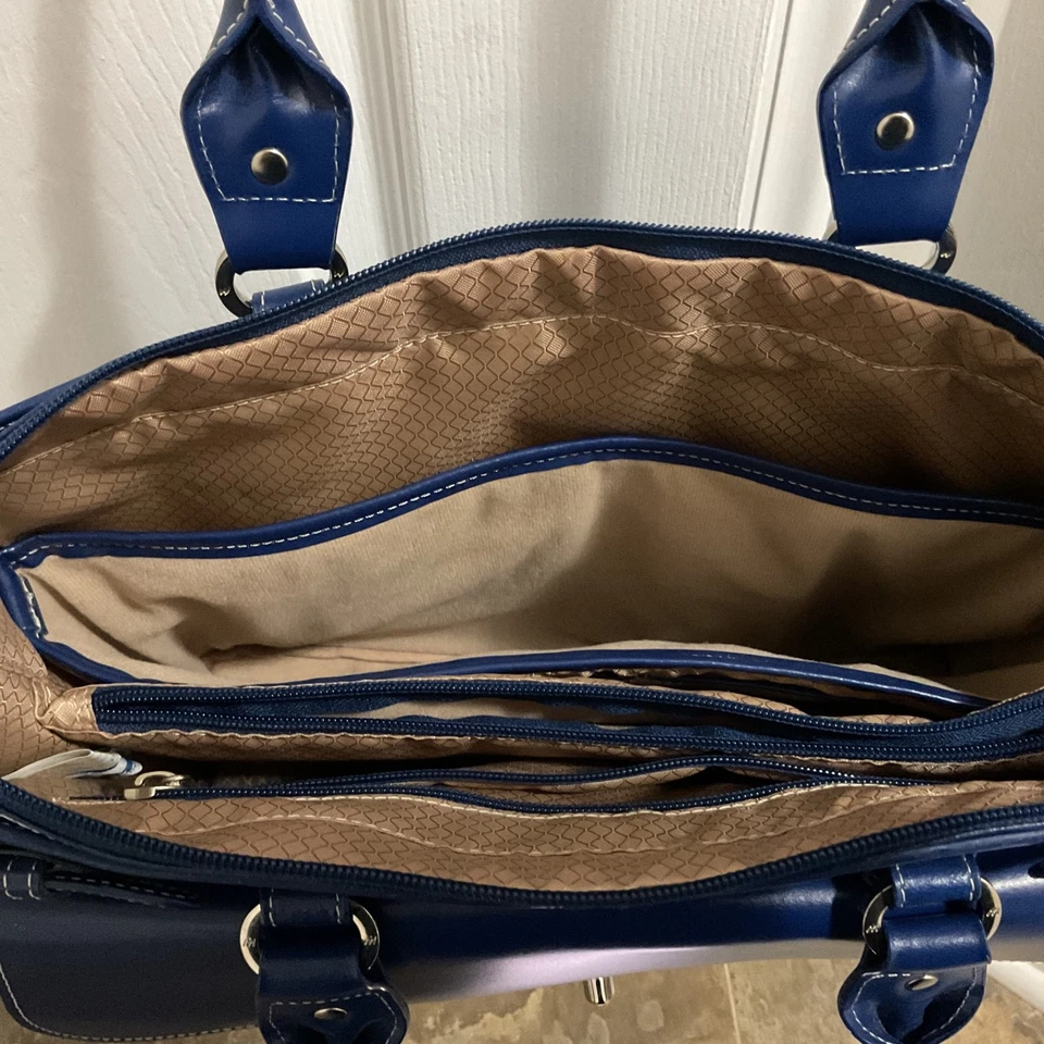 Maletín para portátil McKlein, Winnetka, cuero de vaca de grano superior, azul marino Foto 4 de 4