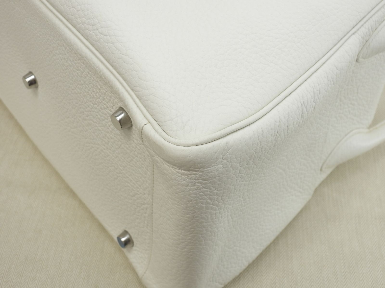 Hermes Lindy 34 Taurillon Clemence White Shoulder Bag 13.3*8.6*6.6 inch image 2