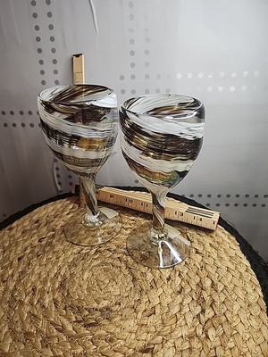 Hand Blown Art Glass Goblets Set Of 2 Copa Vino Tinto Swirl Pattern Fine Quality