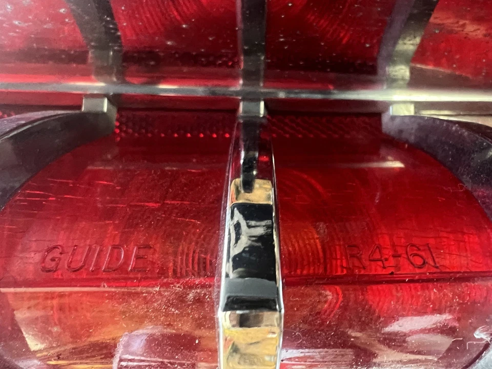 1961 Buick Lesabre задний фонарь руководство R4-61 с ребрами - Изображение 2 из 4