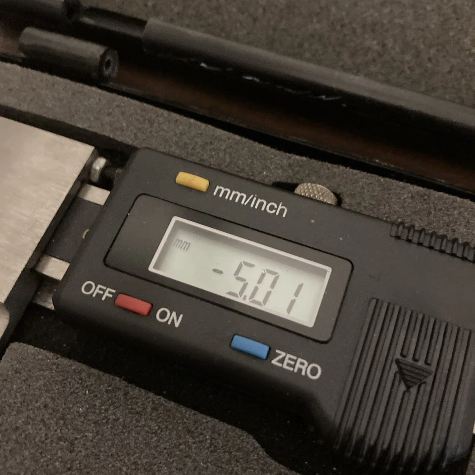 General Tools 21 Inch digital caliper w/ case - Image 4 of 4