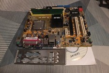 ASUS P5B-MX, REV. 2.04G. LGA 775 Intel i946G Motherboard CPU E2180 RAM 1Gb I/O