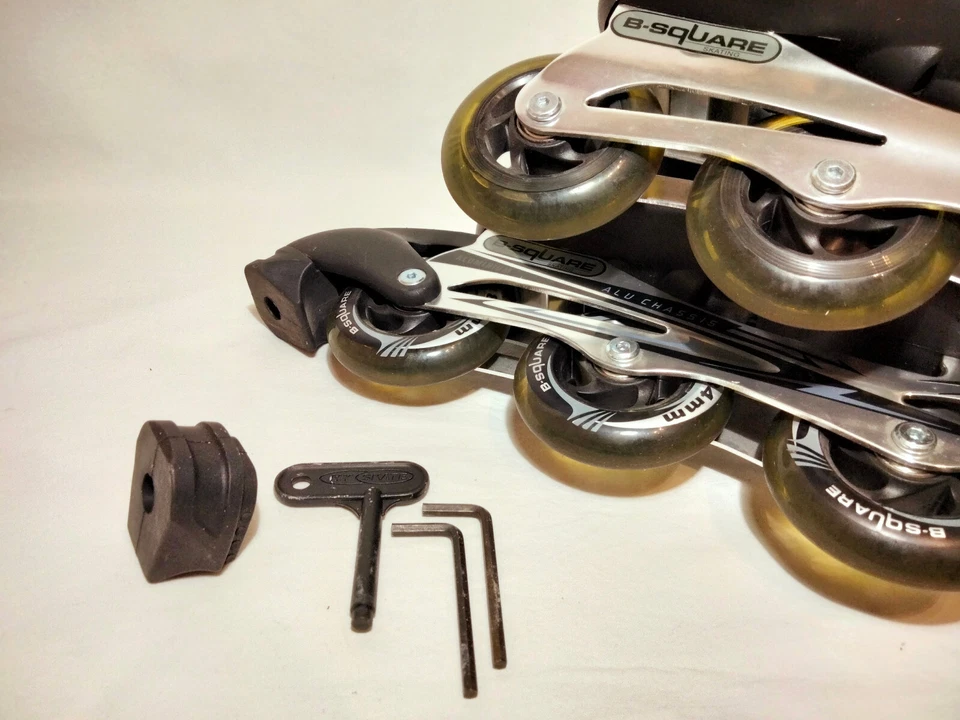 Bundle: fast NEUE 45er B-Square Rollersblades/Inlineskates + Protektoren - Bild 3 von 4