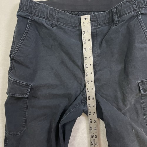 Uniqlo Black Cargo Jogger Pants Men’s Size Large Distressed - Picture 9 of 12