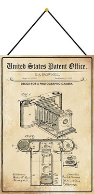 Schild Motiv ''Design for a photographic camera'' Fotoapparat 20x30 cm mit Kordel