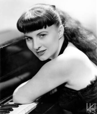 Jutta Hipp OLD PHOTO Music Band Singer Performer