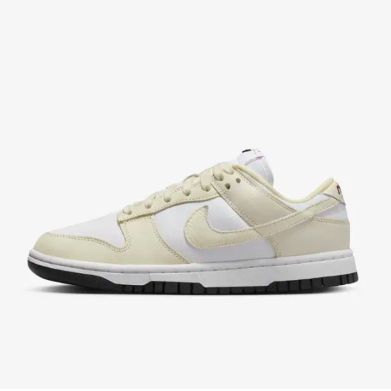Женские кроссовки Nike Dunk Low Shoes White & Coconut Milk (DZ2710-100) Доставлены в кратчайшие сроки