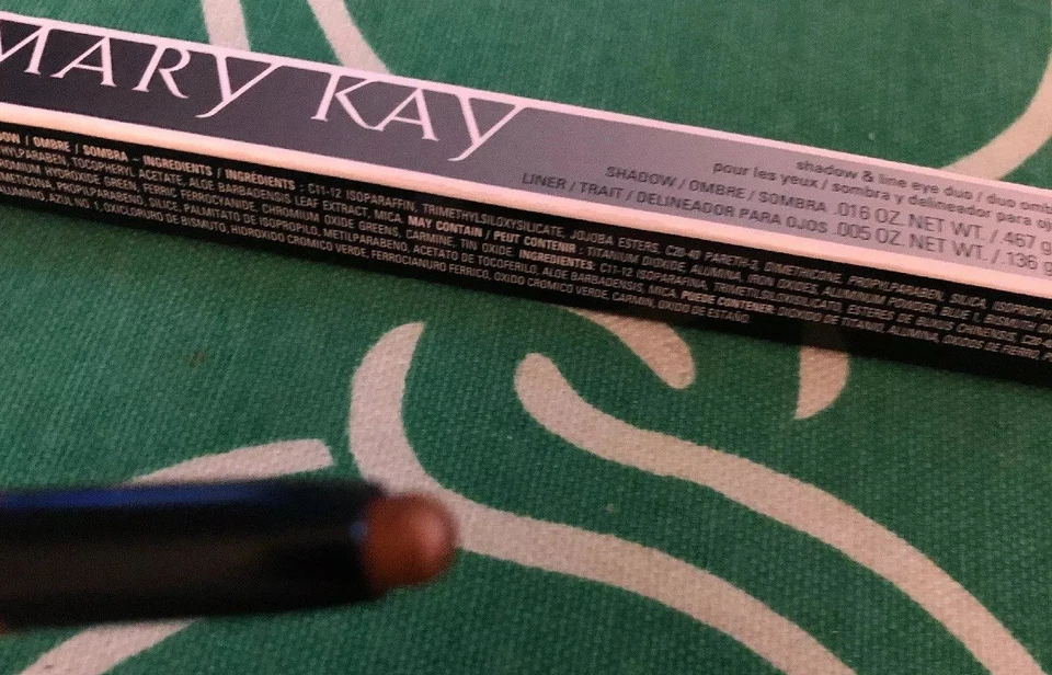 Mary Kay Eyeshadow & Eye Duo Brushed Copper/Cuivre Brosse Discontinued New - Image 2 of 3