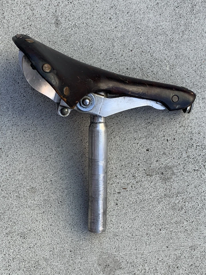 Sillín de cuero vintage IDEALE 90 REBOUR “Swallow” rieles planos de aleación y poste de 27,2 mm Foto 2 de 4