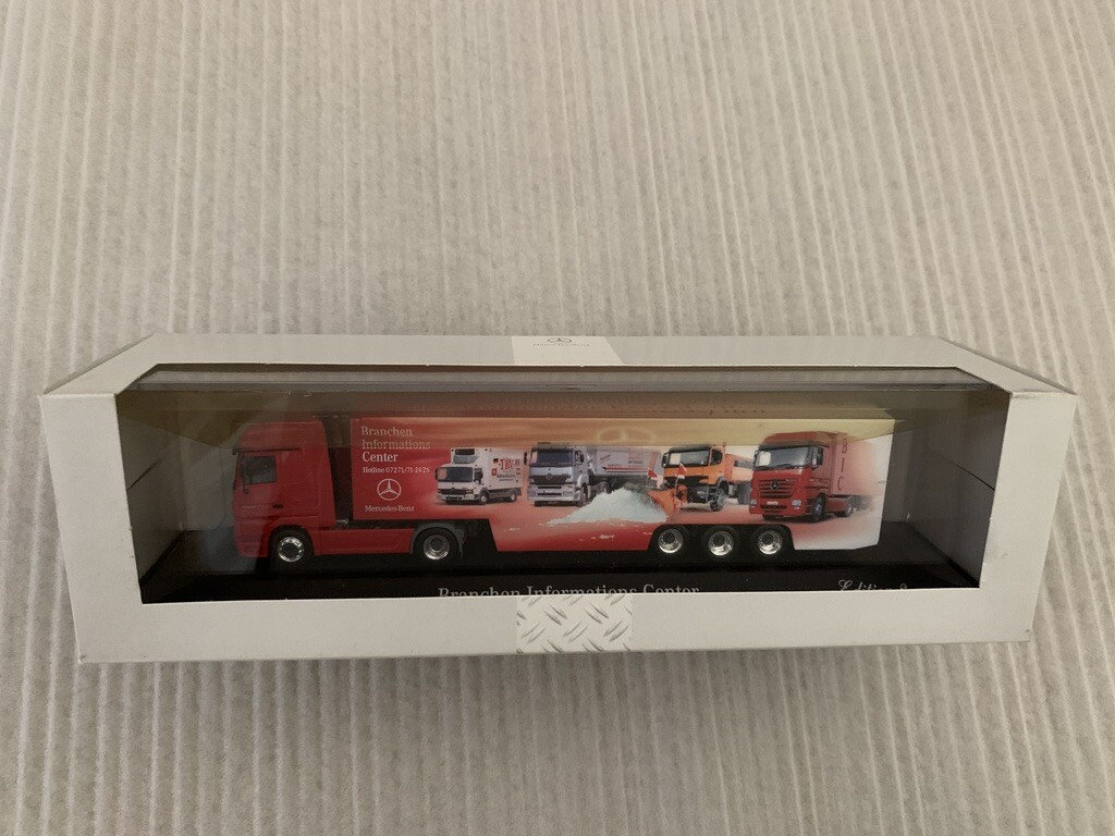 Miniature Mercedes-Benz Actros Herpa – 1/87 – Centre Info Sectorielle – Edition 3