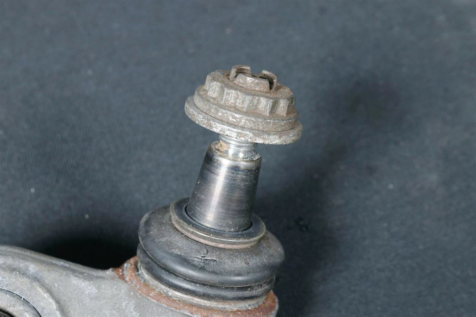 6771894 Control Arm Rubber Bearing Front Right VR Lower BMW X5 E70 X6 E71 E72 -6 - Image 3 of 4