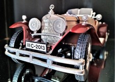 MODELLO AUTO '70 VINTAGE BURAGO CHEVROLET CORVETTE 1957 SCALA 1/18 XX