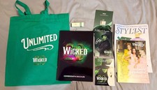 WICKED 20TH ANNIVERSARY GALA ELPHABA GOODY BAG COMMEMORATIVE BROCHURE TOTE MORE