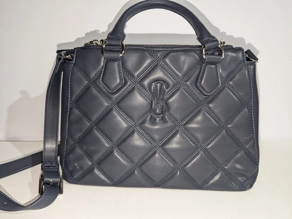 Bolso Cartera Steve Madden Bmickey Logo Placa En Azul Marino NUEVO Nunca Usado  Foto 3 de 4