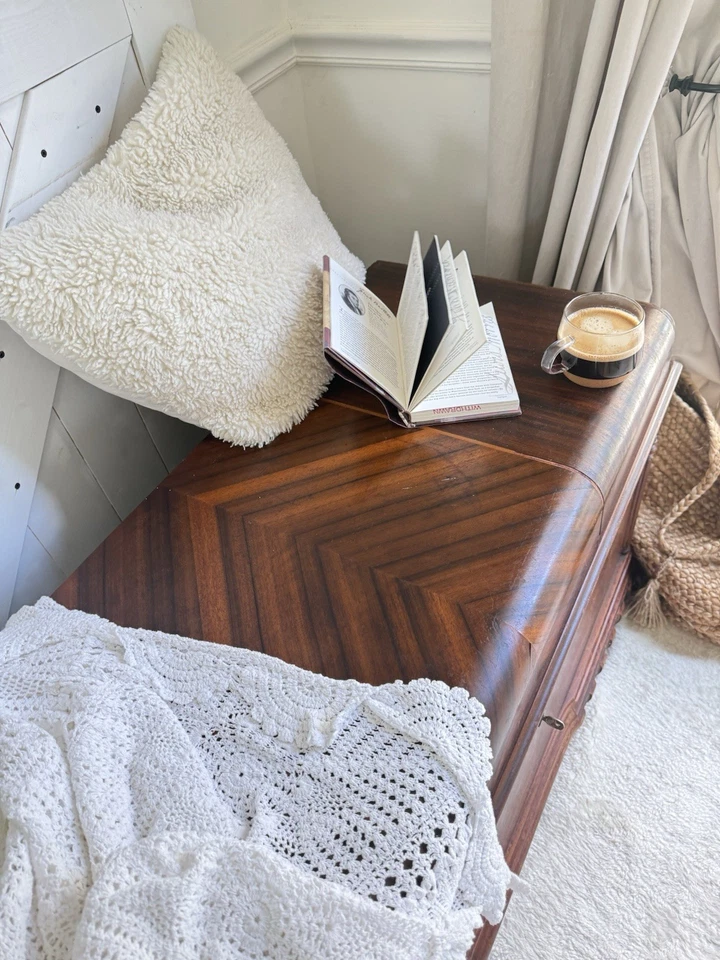 1920s Cavalier Cedar Chest w/ Key – Art Deco Hope Chest – Rare Model 165 - Image 2 of 4