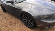 Local Pickup Only Passenger Right Fender Base V6 Fits 10-14 Mustang 2027242