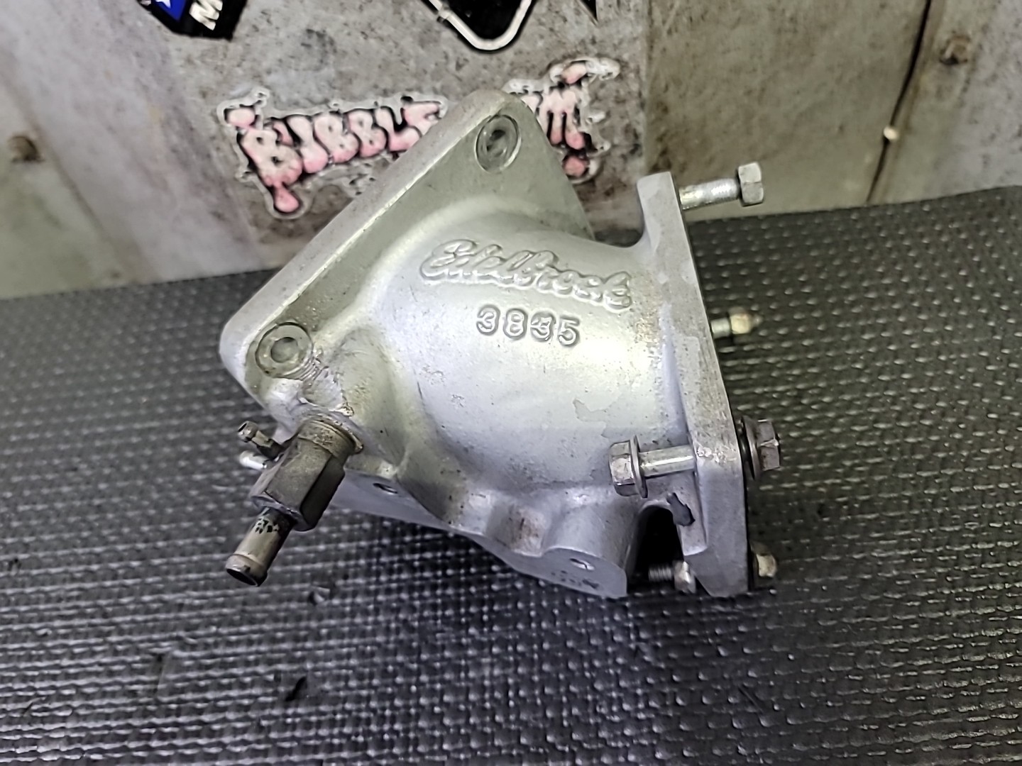 EDELBROCK INTAKE ELBO 94 95 MUSTANG 3835 FORD GT 302 GT40 5.0 SVO