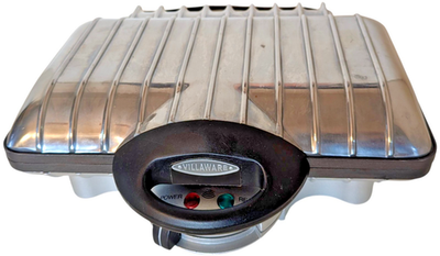 VillaWare Uno Belgian Waffle Maker Model 2000 Double Waffle Iron