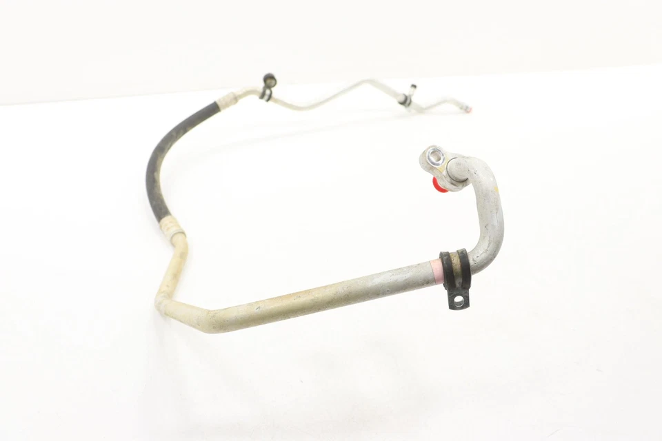 Toyota Tacoma 2016-2023 2,7 L aire acondicionado manguera de succión tubería OEM Foto 2 de 4